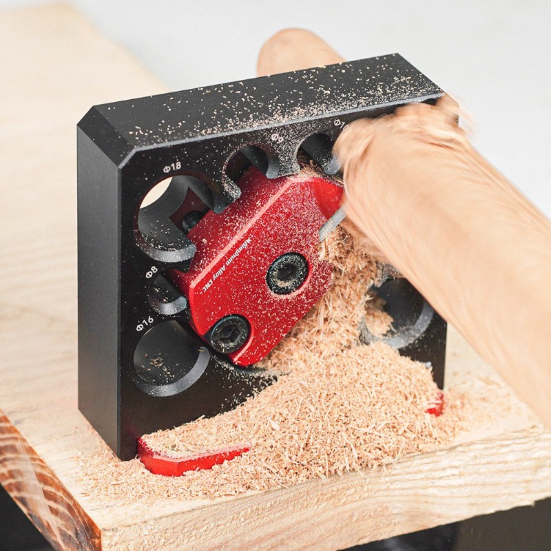 Woodworking And Carpentry - Elektrische boormachine voor het maken van